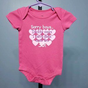 4/$10 Infant Girls Pink Graphic Print Onesie |Size: 3-6M